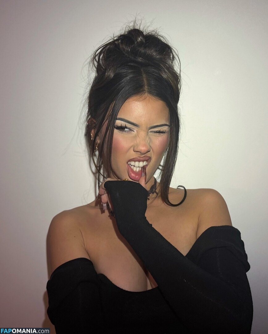 Leah Halton / leahhalton_ Nu OnlyFans  Photo fuitée #354