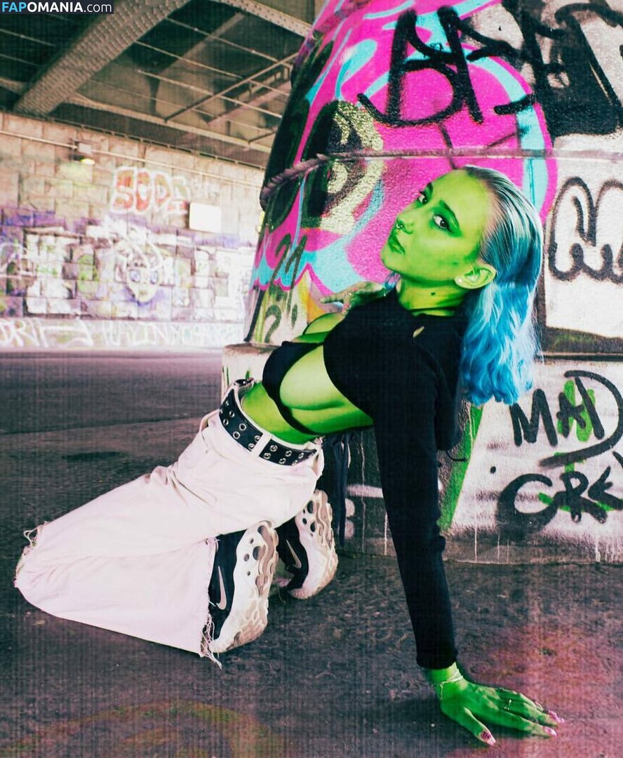 leliloo / lelilou.official Nu OnlyFans  Photo fuitée #233