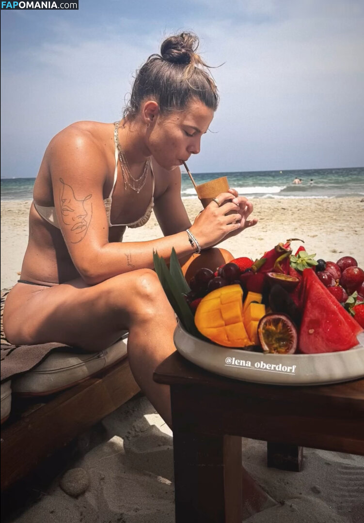 Lena Oberdorf Nu OnlyFans  Photo fuitée #1