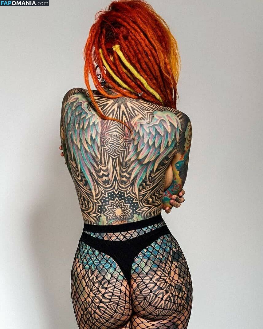 Infected Rain / Lena Scissorhands / LenaScissorHand / lenaanderson / lenascissorhands Nu OnlyFans  Photo fuitée #39
