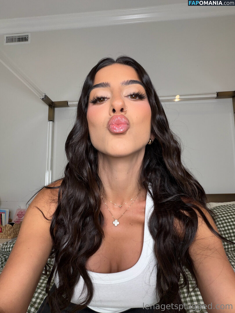 Lena The Plug / https: / lenatheplug / lenatheplugagain Nu OnlyFans  Photo fuitée #57