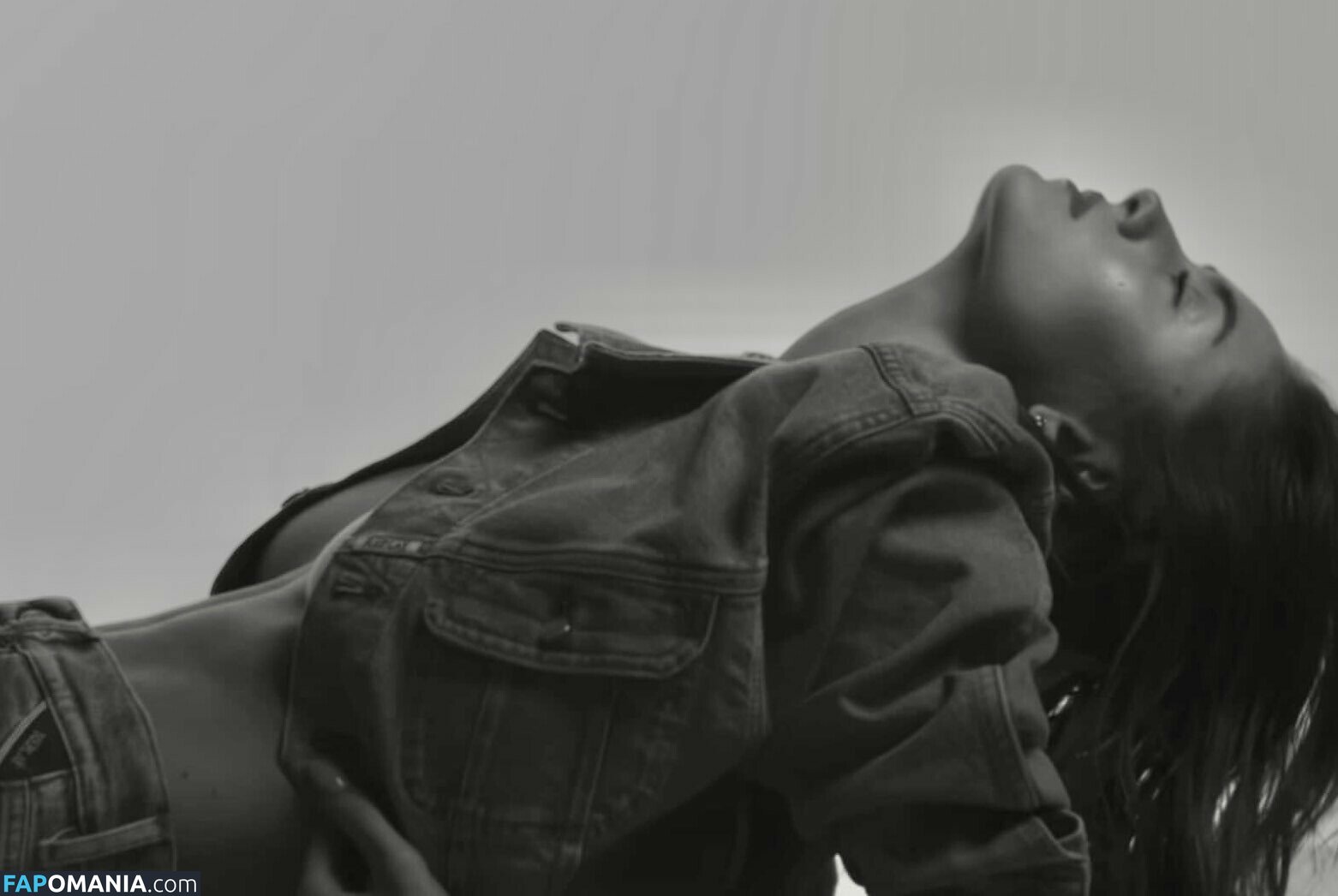 Leni Klum / leniklum Nu OnlyFans  Photo fuitée #548