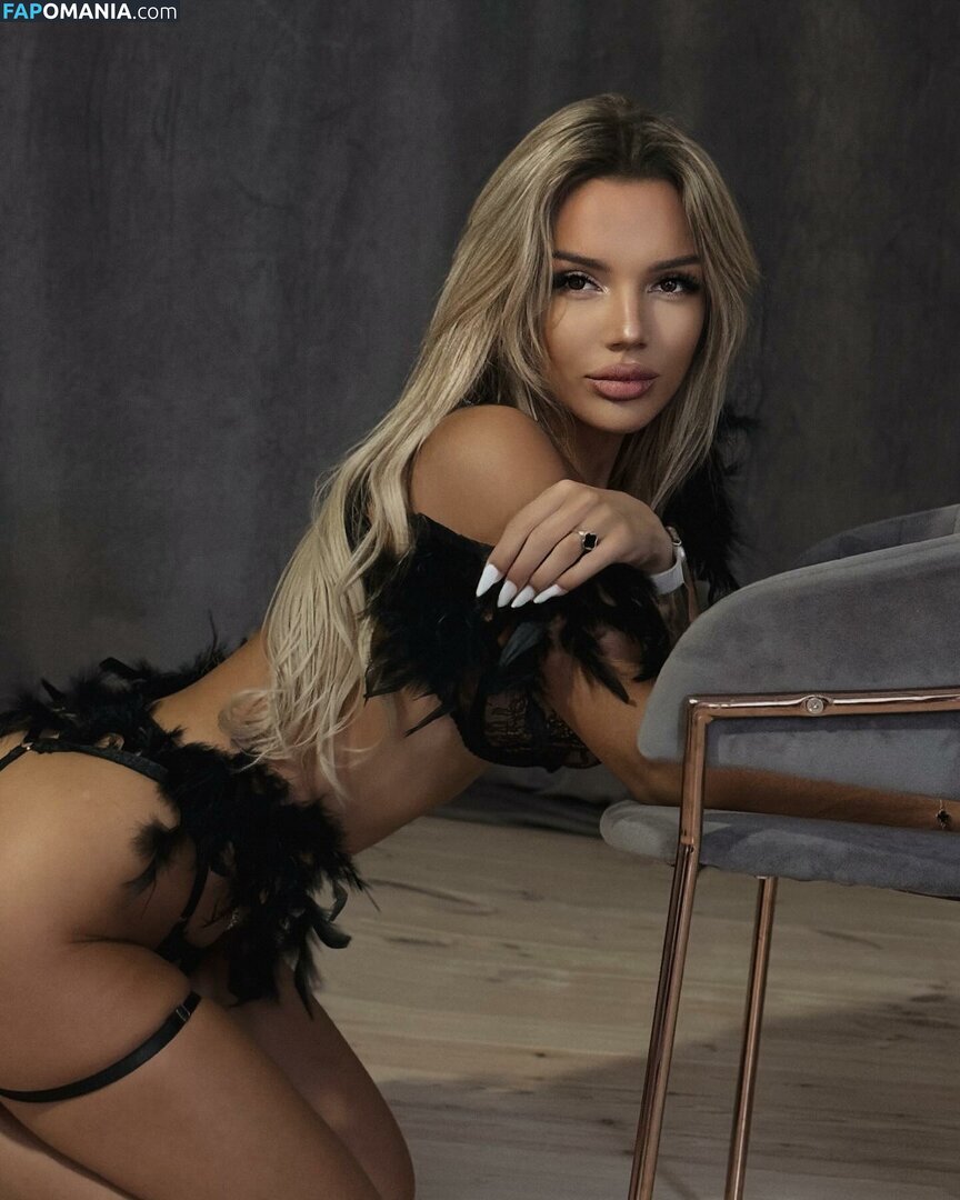 lera.koldomasova / lera_koldomasova_ / lera_lera_onlyfans Nu OnlyFans  Photo fuitée #6