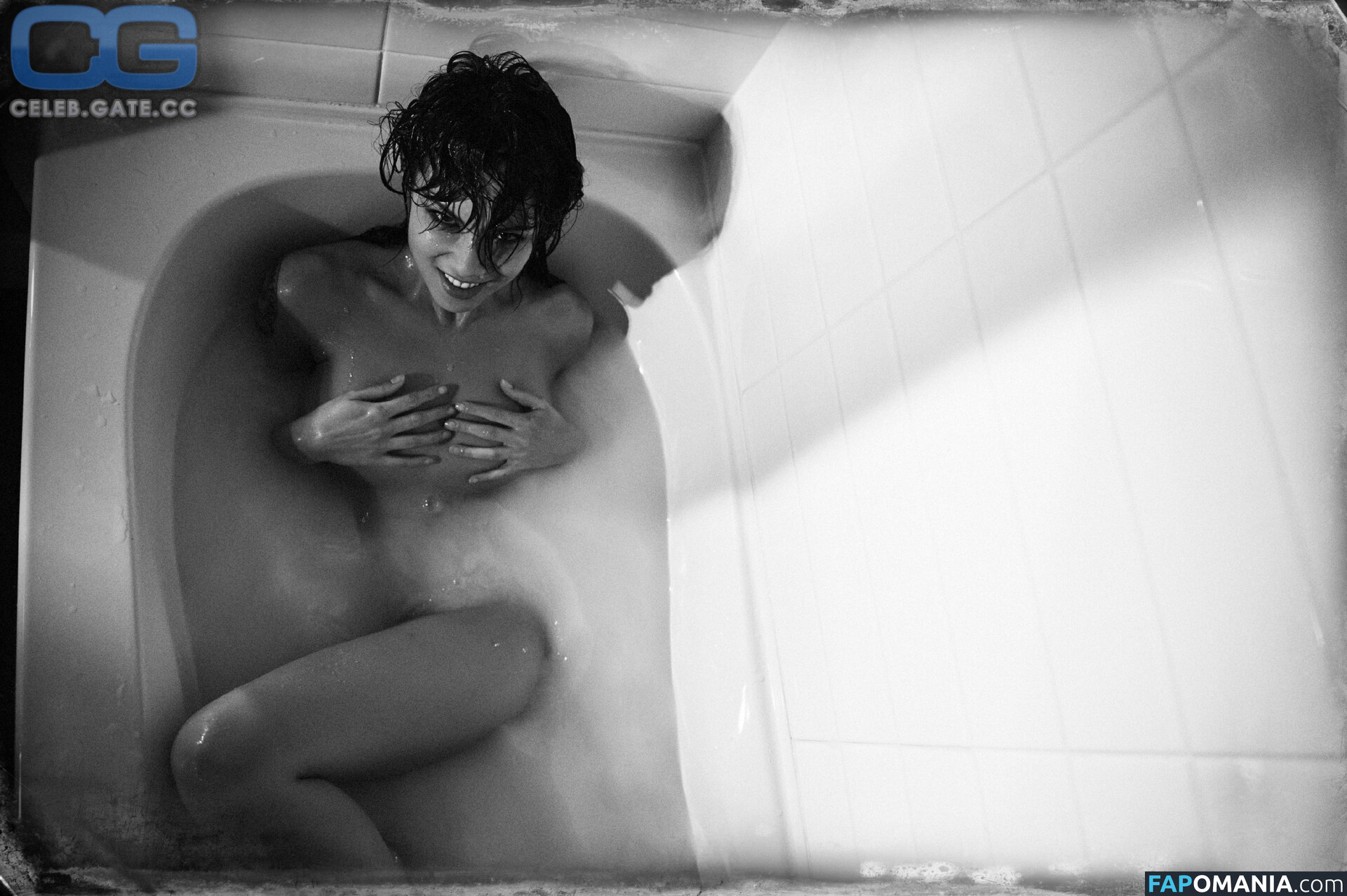 Lexa Doig Nu OnlyFans  Photo fuitée #7