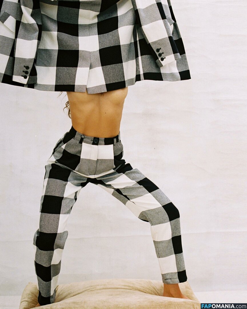 Lexie Smith / smyth_myth Nu OnlyFans  Photo fuitée #27