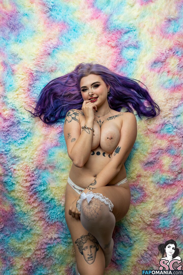 Lilacfables Nu OnlyFans  Photo fuitée #16