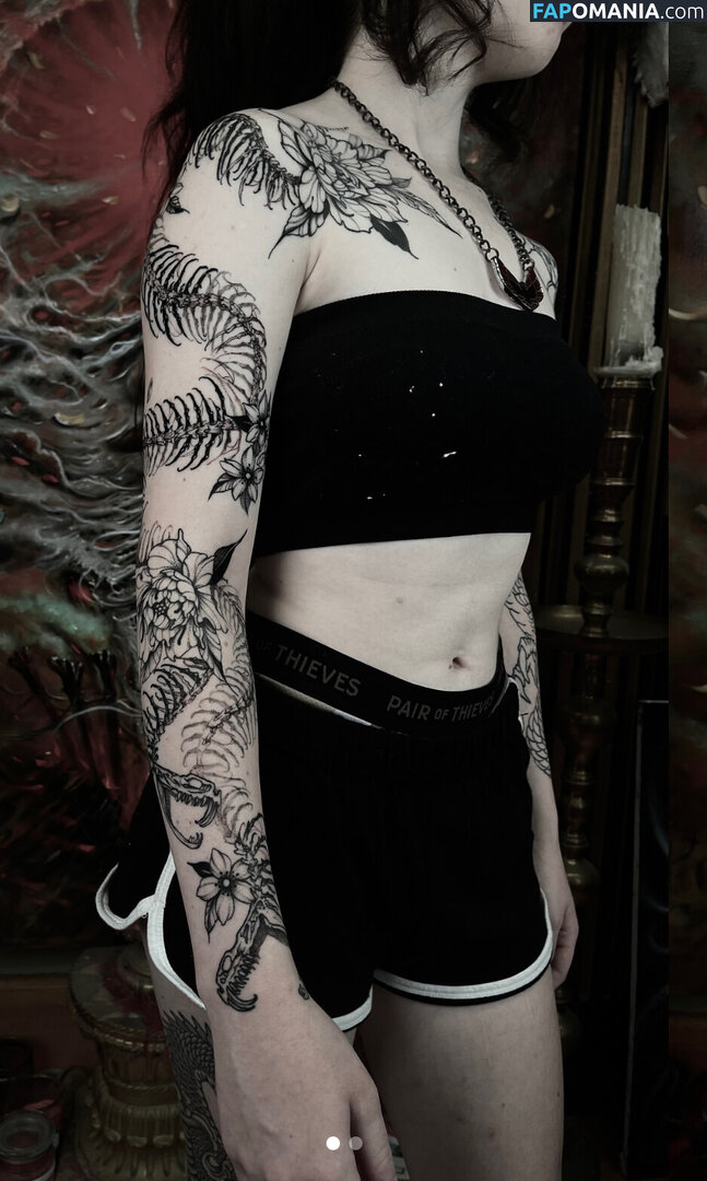 Liljellyshark Nu OnlyFans  Photo fuitée #3