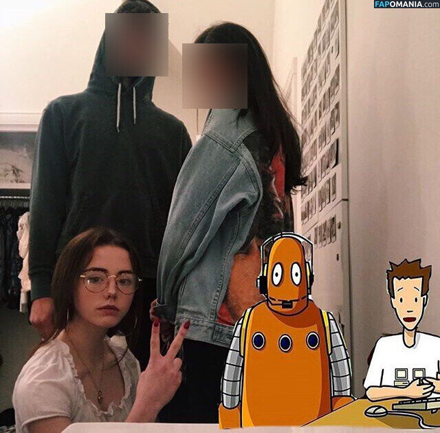 Lily Mo Sheen / lily_sheen Nu OnlyFans  Photo fuitée #437
