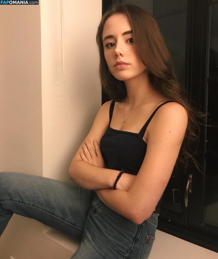 Lily Mo Sheen / lily_sheen Nu OnlyFans  Photo fuitée #449