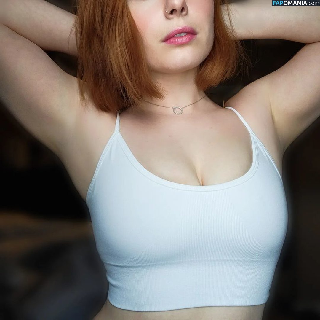 ImLilyRogue / Lily Rogue Nu OnlyFans  Photo fuitée #9