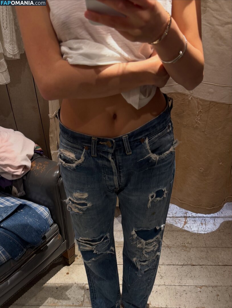 Lilychee Nu OnlyFans  Photo fuitée #1150