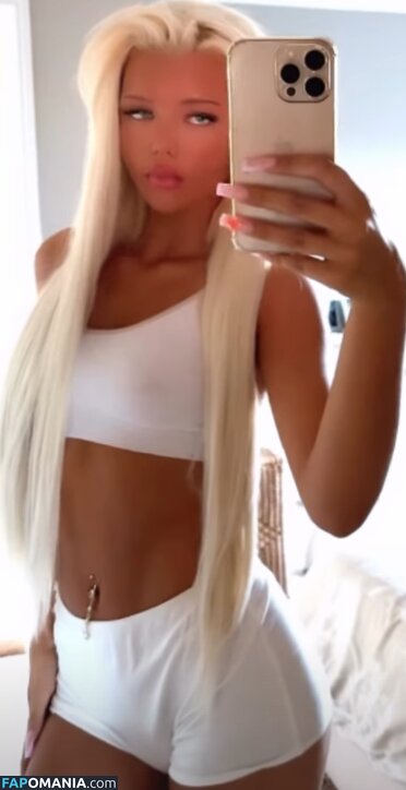 Lilyrosemoore_ Nu OnlyFans  Photo fuitée #8