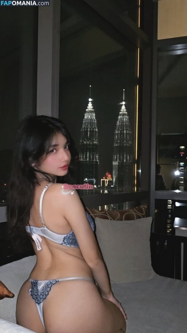 Lin Van Elsen Nu OnlyFans  Photo fuitée #3