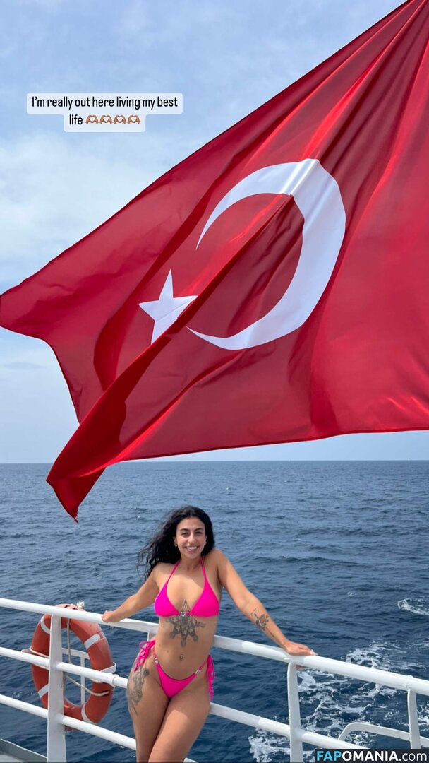 Lina_alqaq Nu OnlyFans  Photo fuitée #5