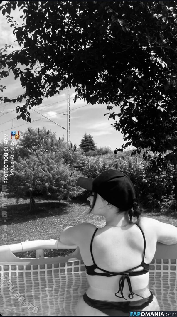 _linaa.wars_ Nu OnlyFans  Photo fuitée #5