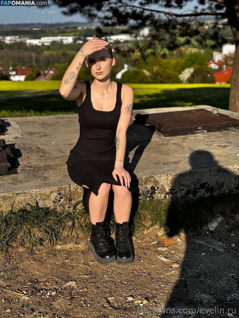 lindsilanestyle / linidreams Nu OnlyFans  Photo fuitée #4