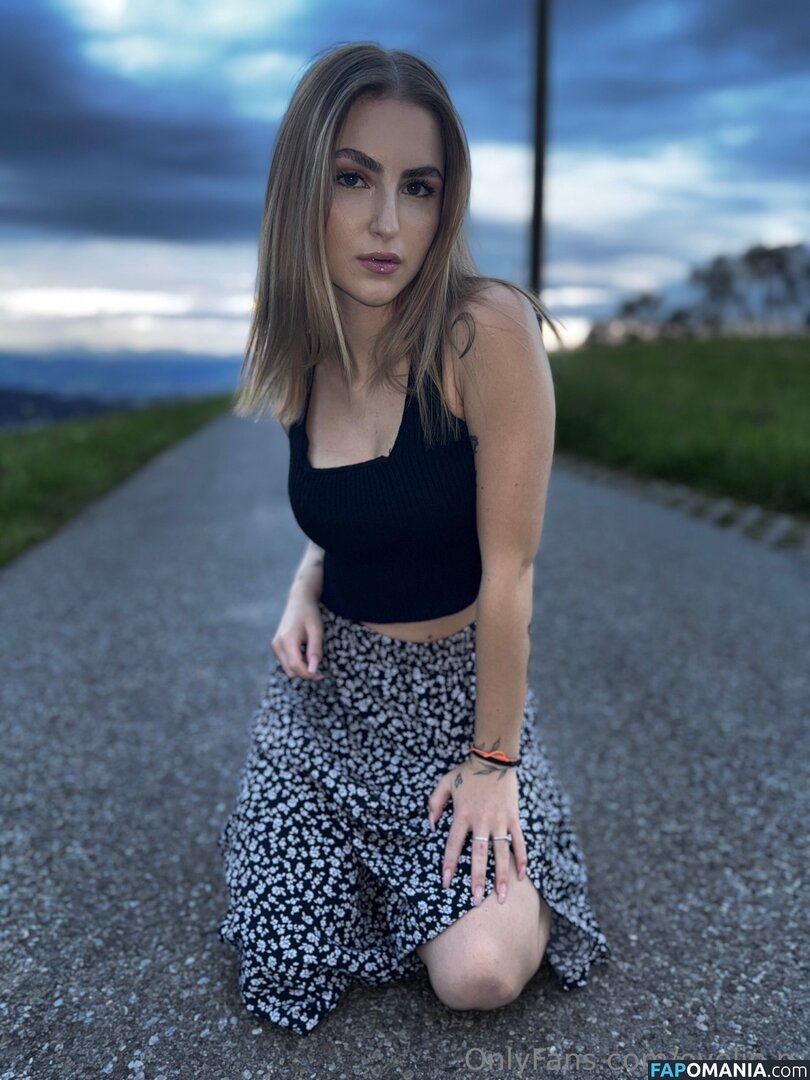 lindsilanestyle / linidreams Nu OnlyFans  Photo fuitée #8