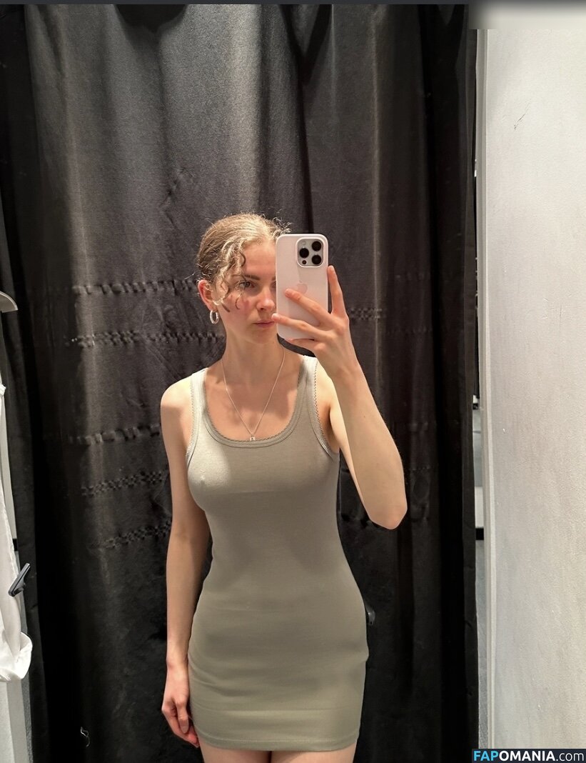 Linneasky Nu OnlyFans  Photo fuitée #11