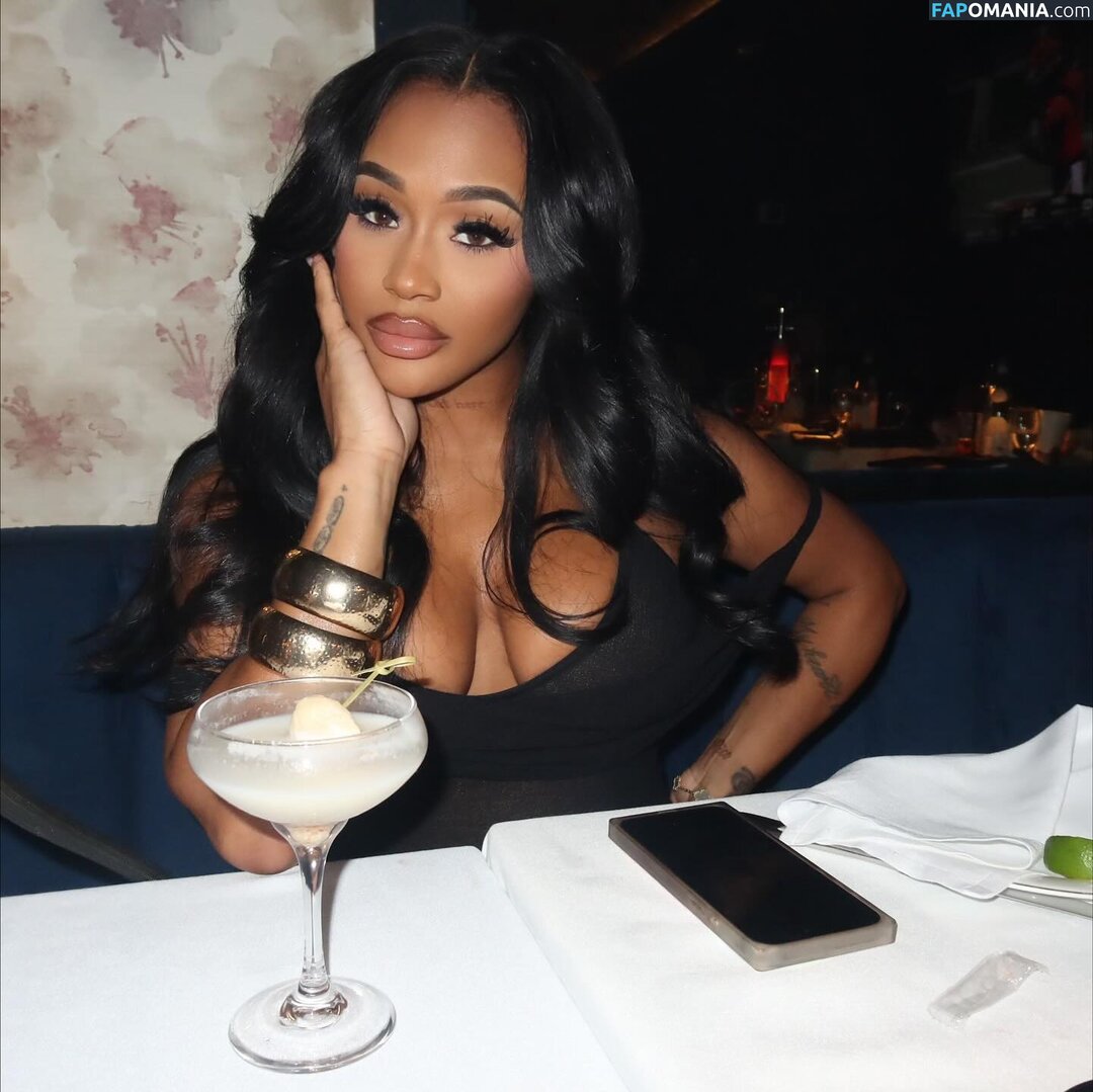Lira Galore / Lira Mercer / lira_galore / liragalore Nu OnlyFans  Photo fuitée #1