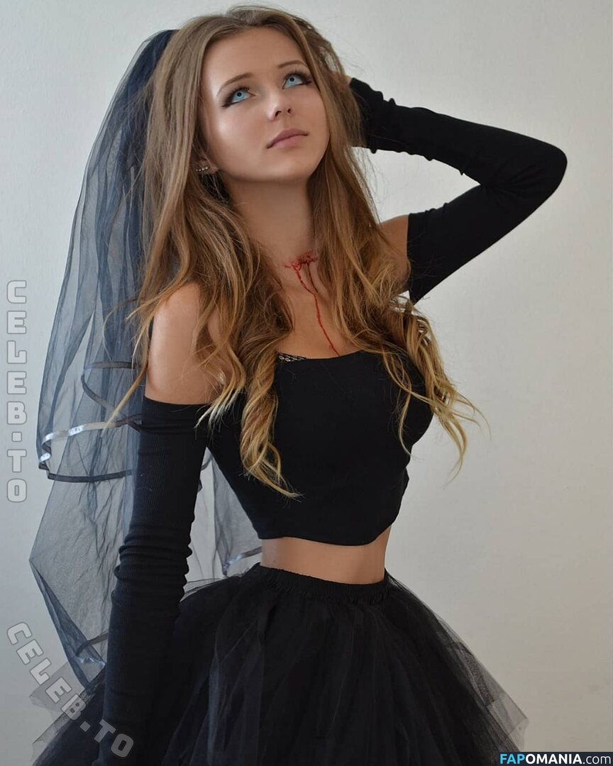 Liss.thl Nu OnlyFans  Photo fuitée #15
