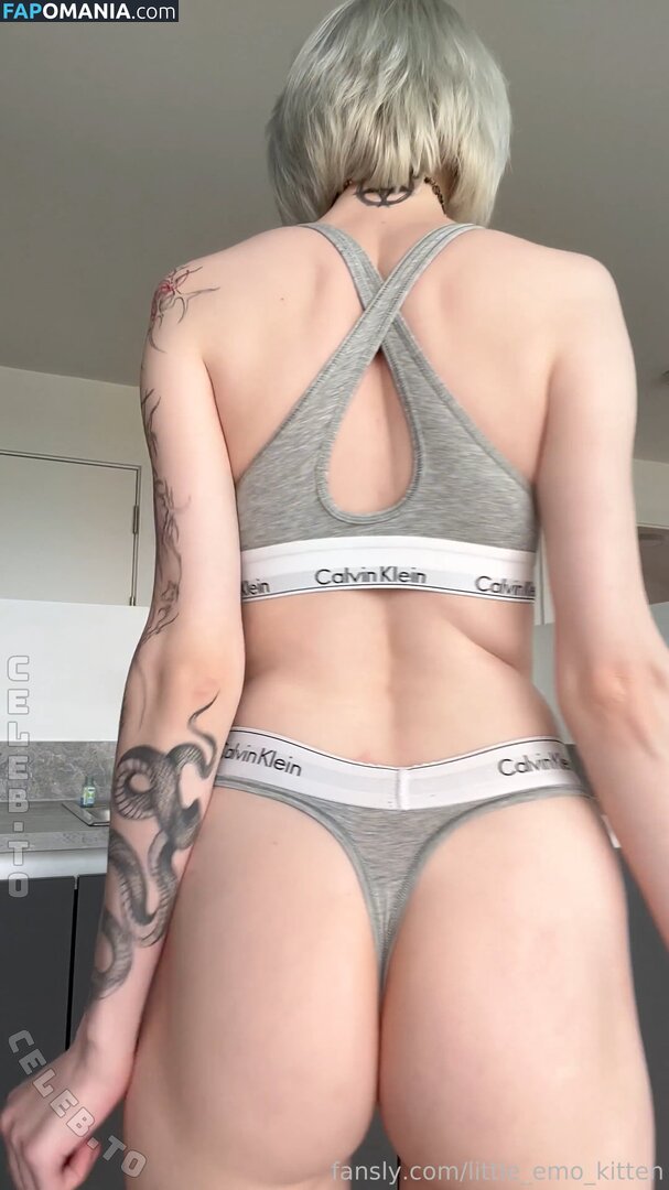 daddys_emo_girl / justemokitten / little_emo_kitten Nu OnlyFans  Photo fuitée #1129