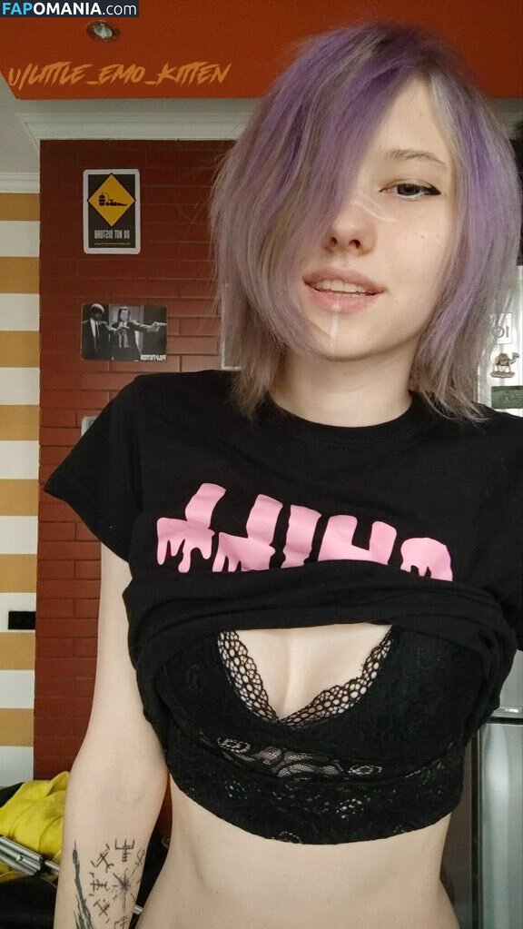 daddys_emo_girl / justemokitten / little_emo_kitten Nu OnlyFans  Photo fuitée #1210