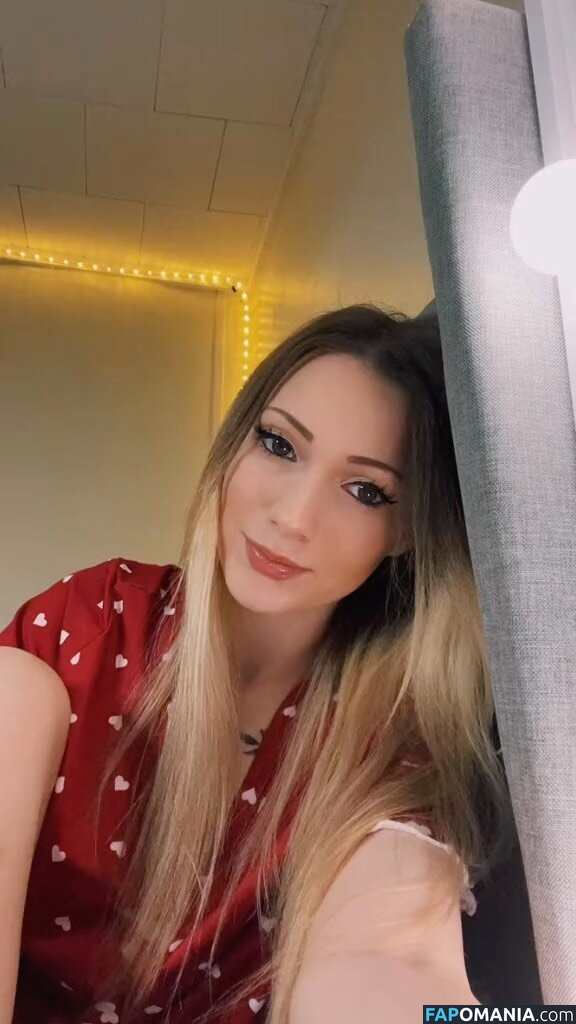 Little Momma / Littleemommaa21 / littlee.mommaa23 / littleemommaa23 Nu OnlyFans  Photo fuitée #16