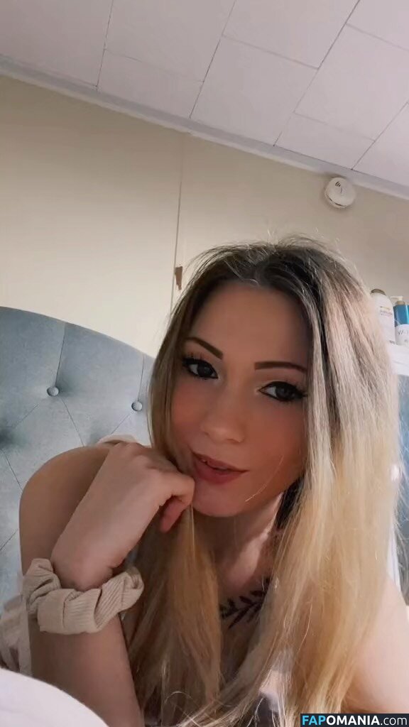 Little Momma / Littleemommaa21 / littlee.mommaa23 / littleemommaa23 Nu OnlyFans  Photo fuitée #17