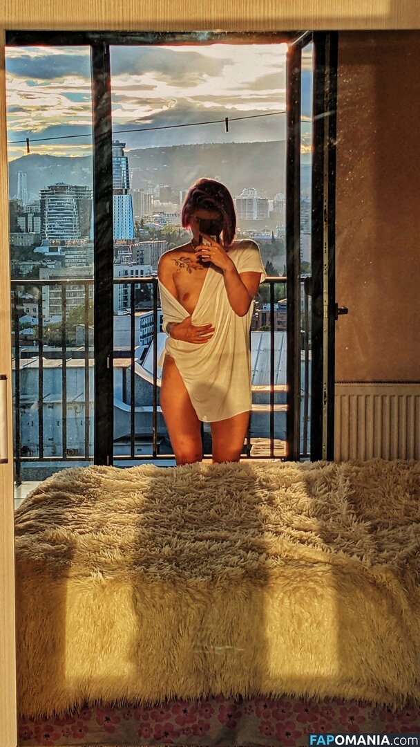 Little Satana / little.satana / s.satana_666 / tomnaya_satana Nu OnlyFans  Photo fuitée #25