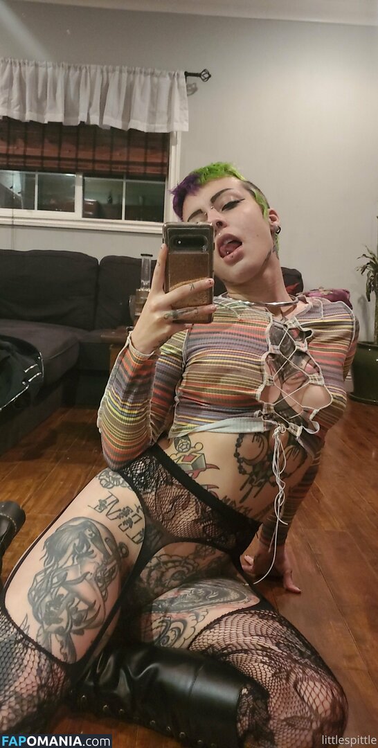 Little Spittle / lilspittle / littlespittle Nu OnlyFans  Photo fuitée #366
