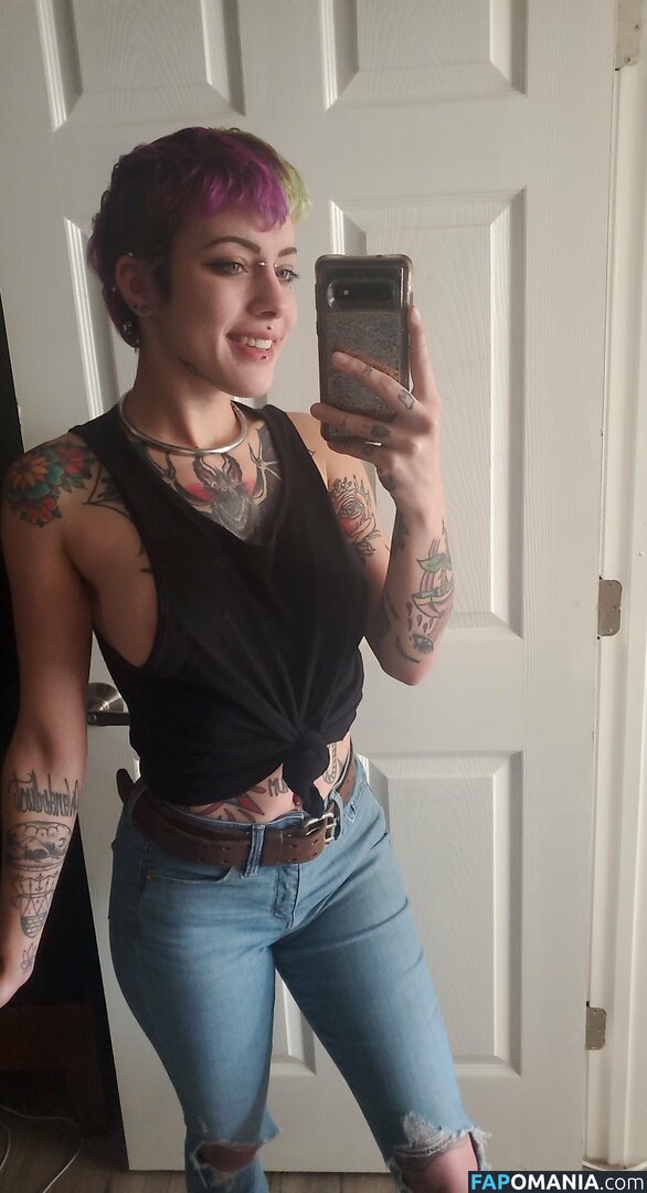 Little Spittle / lilspittle / littlespittle Nu OnlyFans  Photo fuitée #502