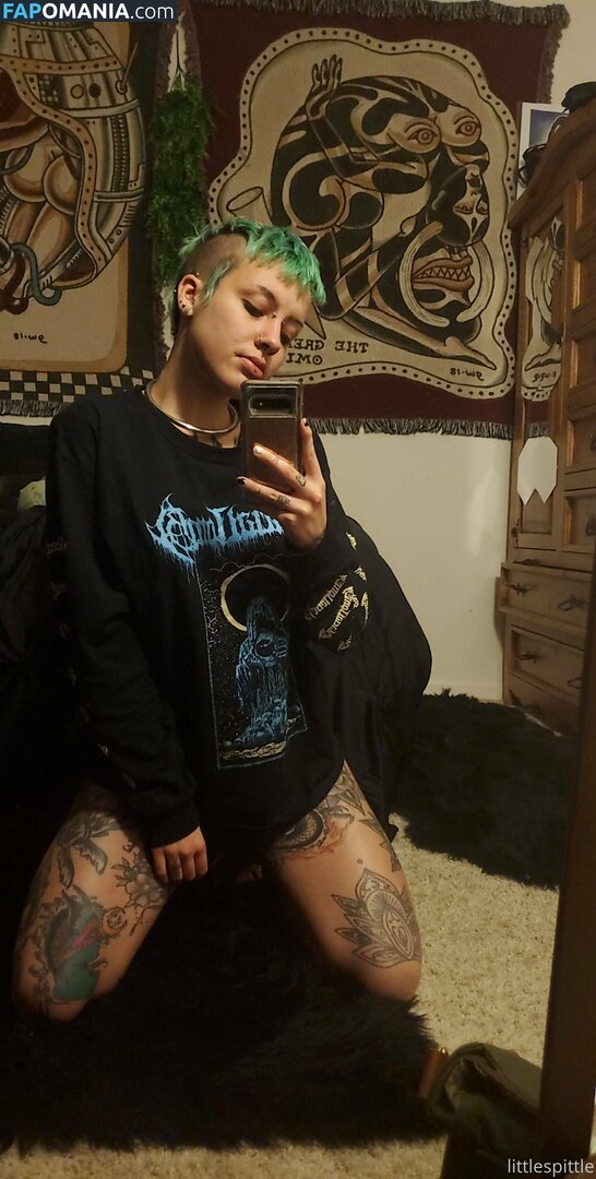 Little Spittle / lilspittle / littlespittle Nu OnlyFans  Photo fuitée #556