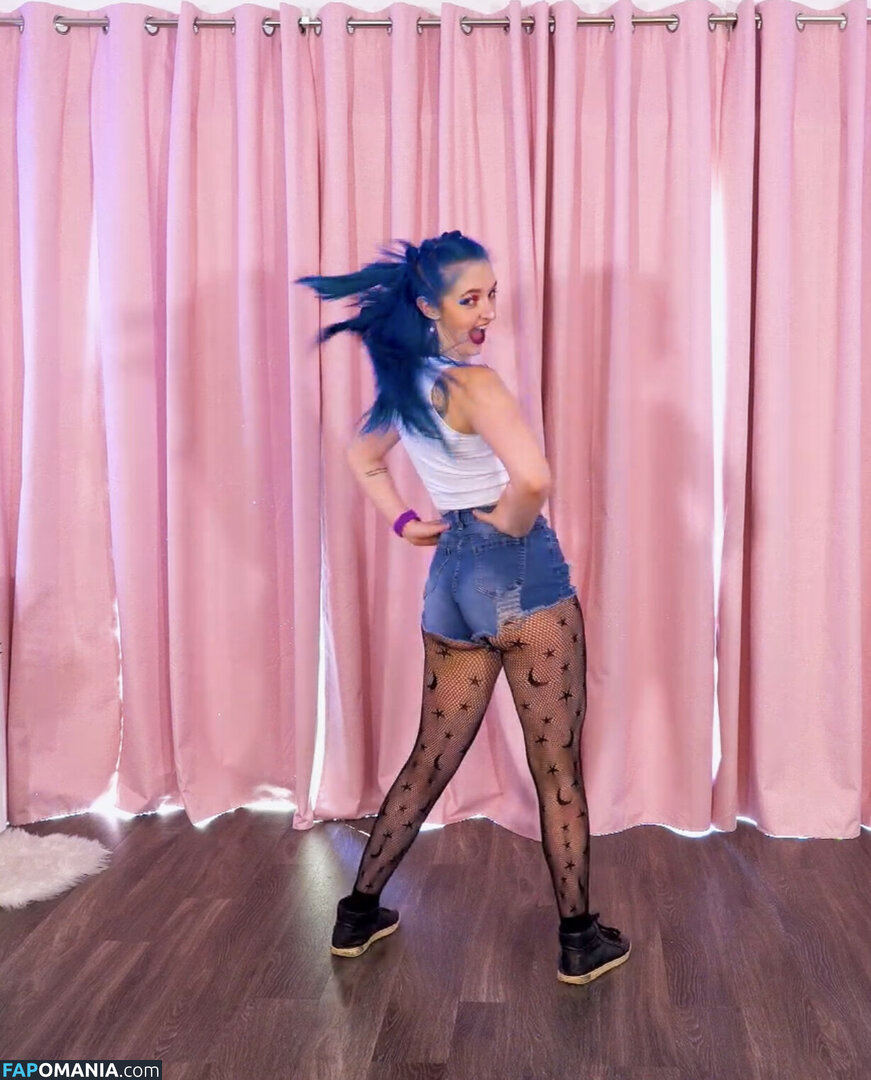 Littlesiha Nu OnlyFans  Photo fuitée #102