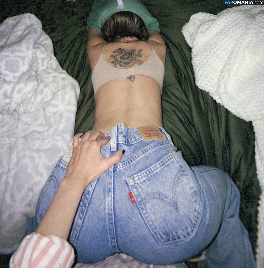 Littleteasers Nu OnlyFans  Photo fuitée #181