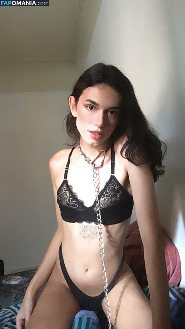LitlleTgirl / LittleTgirl Nu OnlyFans  Photo fuitée #8