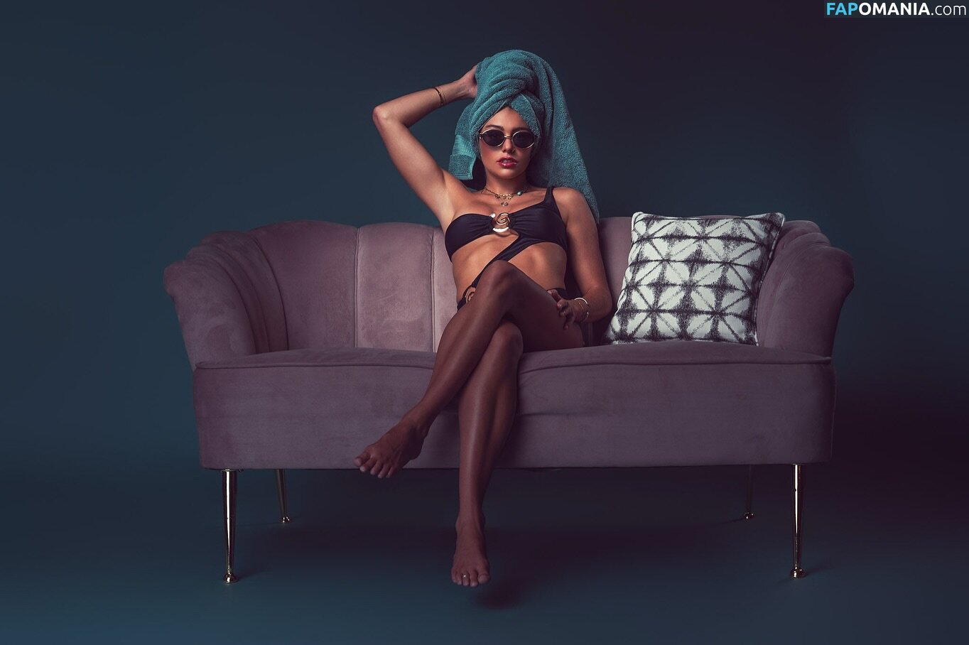 Logan Vaughan / Logan.grace / LoganGraceVaug1 / logan.grace16 Nu OnlyFans  Photo fuitée #7