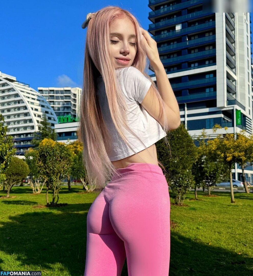 Belaofficial / LoLiBela / lolibela_2 / lovebela Nu OnlyFans  Photo fuitée #42