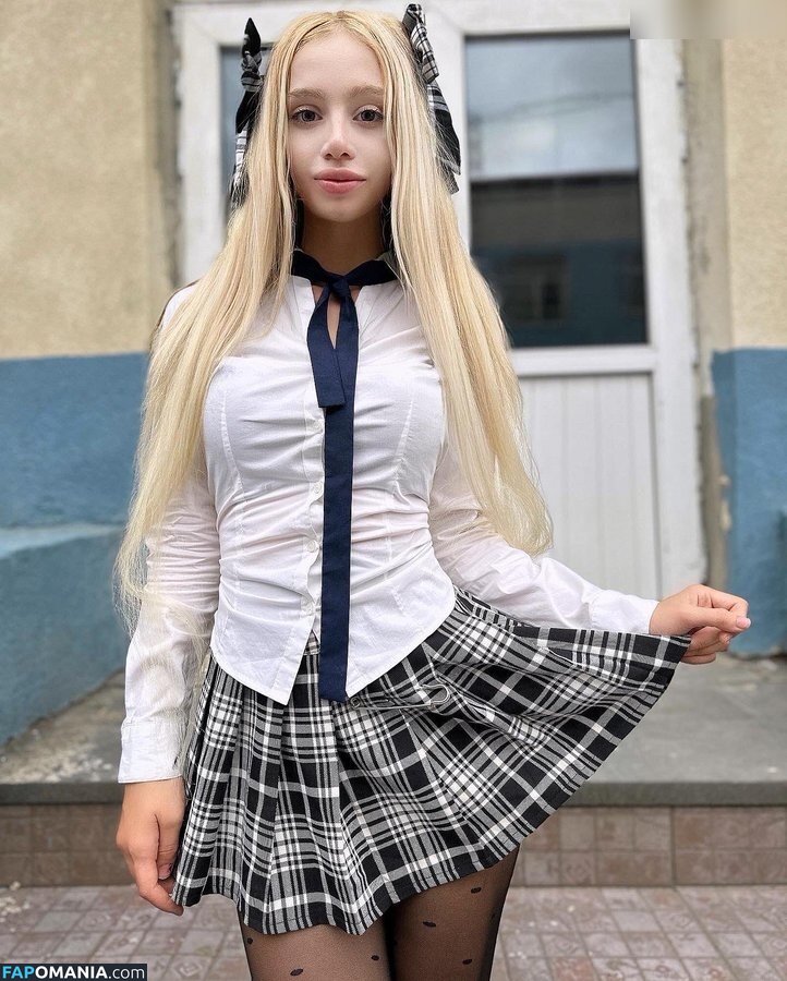 Belaofficial / LoLiBela / lolibela_2 / lovebela Nu OnlyFans  Photo fuitée #47