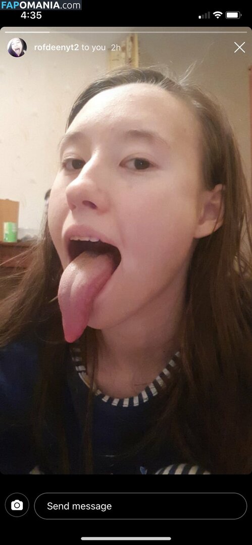 Long Tongue Fetish / _longtonguelewis / diqueentongue / longtonguelewis Nu OnlyFans  Photo fuitée #245