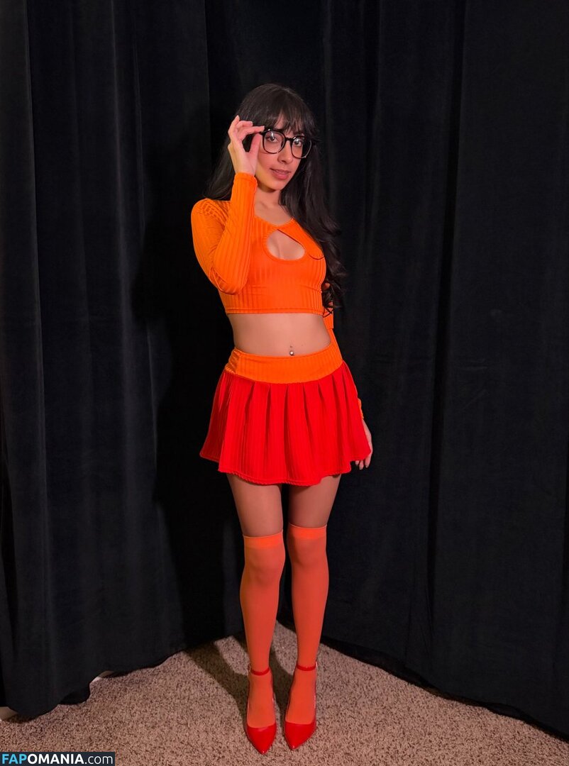 Loreleivonschweetz / loreleivonschweetz66 Nu OnlyFans  Photo fuitée #9