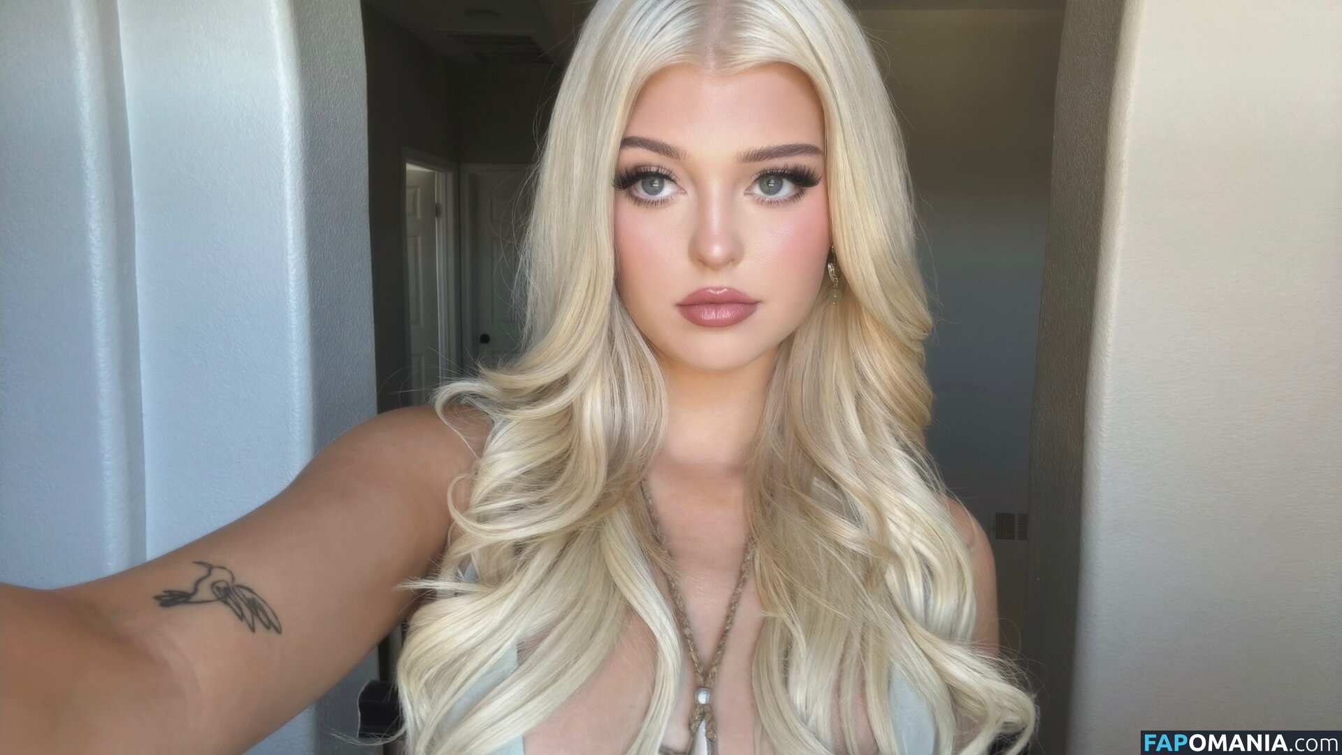Loren Gray / loren Nu OnlyFans  Photo fuitée #8