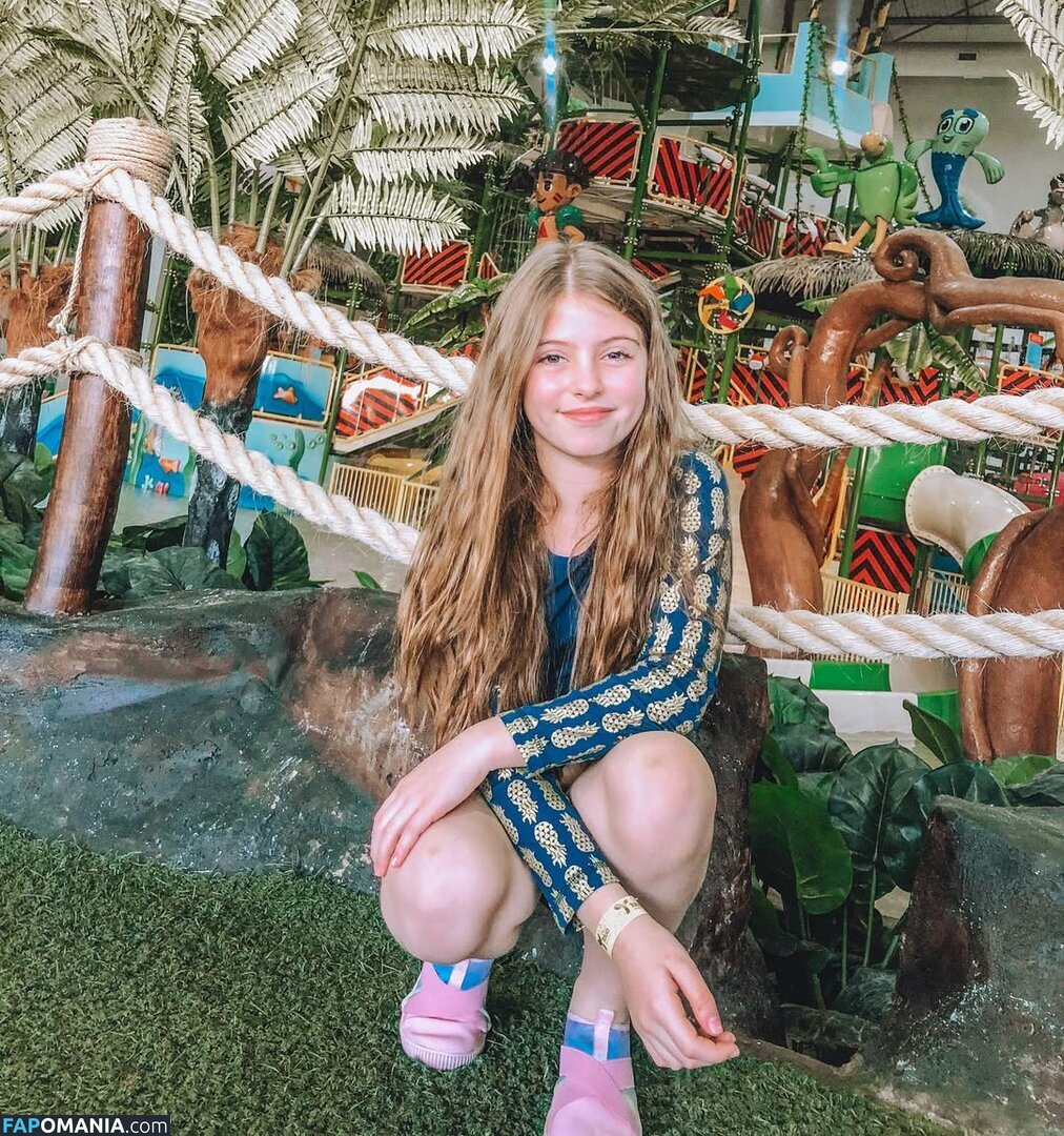 Lorena Queiroz / https: / lorenaqueiroz Nu OnlyFans  Photo fuitée #4