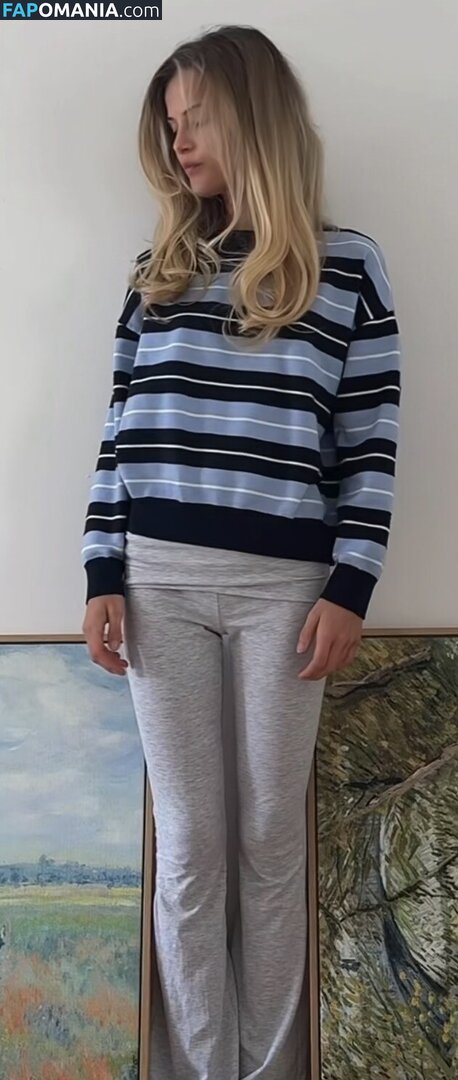 Lotta Emilie Stichler / lottastichler Nu OnlyFans  Photo fuitée #11