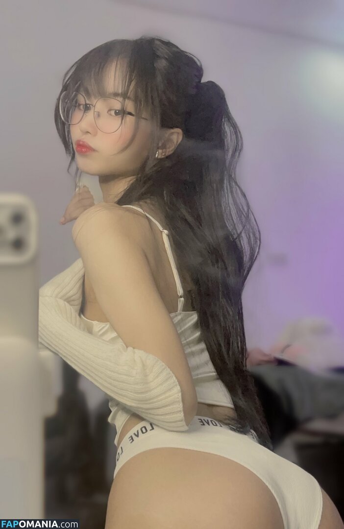 Lilith / Lou Aenlle / llthidk Nu OnlyFans  Photo fuitée #15
