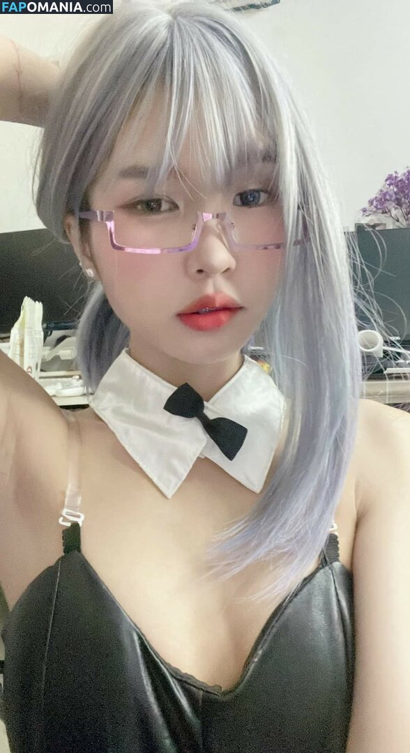 Lilith / Lou Aenlle / llthidk Nu OnlyFans  Photo fuitée #32