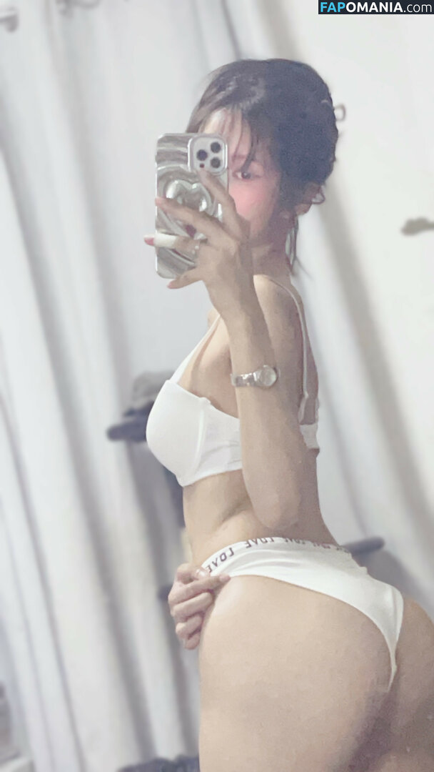 Lilith / Lou Aenlle / llthidk Nu OnlyFans  Photo fuitée #83