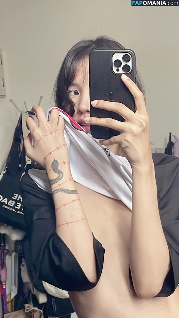 Lilith / Lou Aenlle / llthidk Nu OnlyFans  Photo fuitée #98