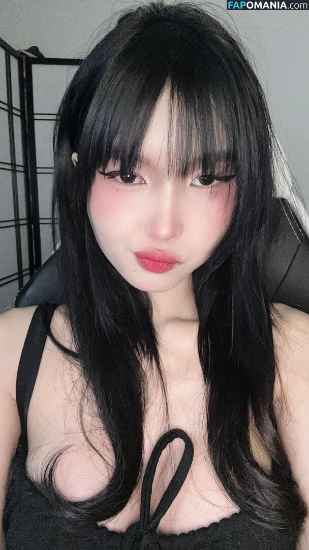 Lilith / Lou Aenlle / llthidk Nu OnlyFans  Photo fuitée #217