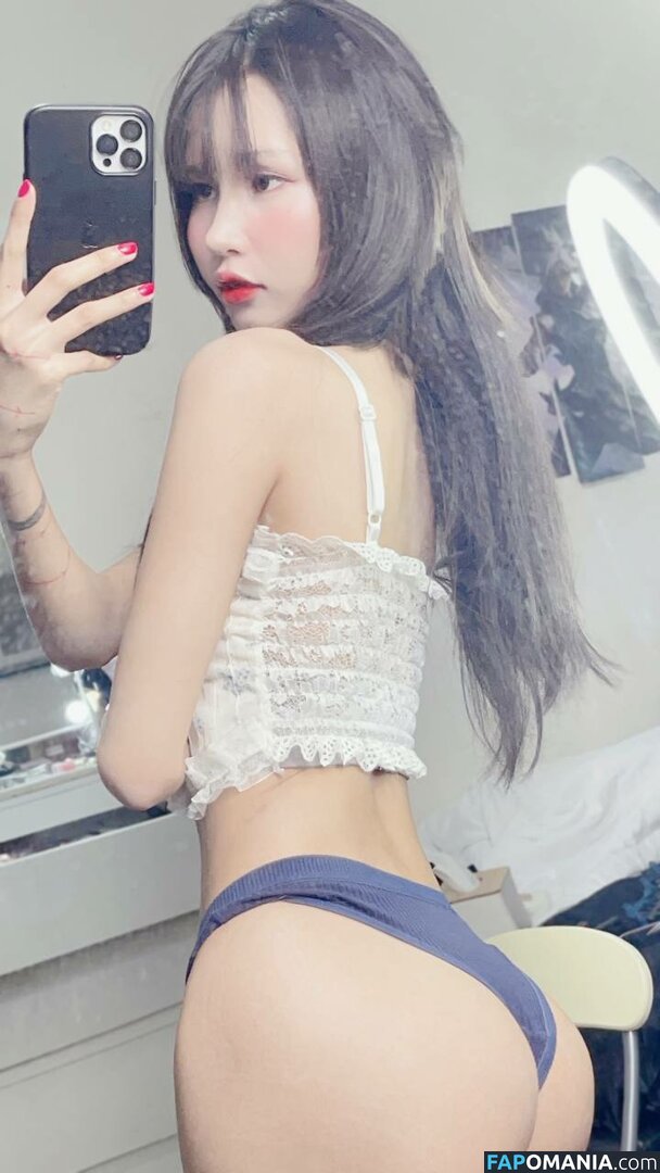 Lilith / Lou Aenlle / llthidk Nu OnlyFans  Photo fuitée #231