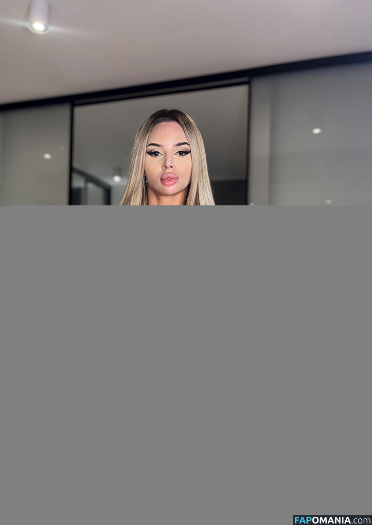crazy_girl_liza143 / lovely_liza_doll Nu OnlyFans  Photo fuitée #10